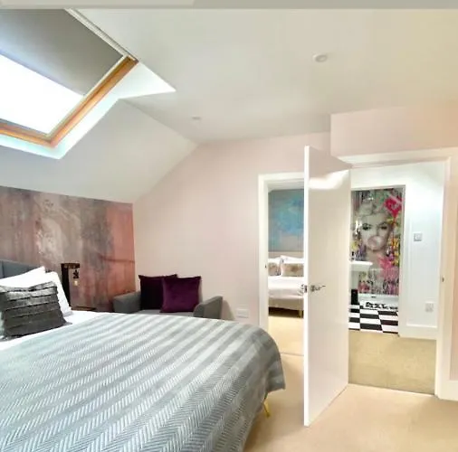 Prime Location Home By Mrs Butler Short Term Lets Brighton